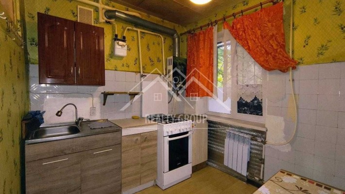 Продаж 2к кв на соцмісті - фото 1