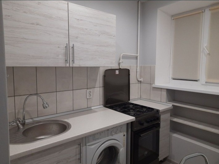 Продаж 1к в центрі ! з капітальним ремонтом  , меблями і технікою - фото 1