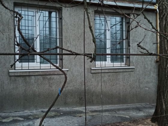 Квартира двухкомнатная на Мопре,с двумя гаражами. Кривий Ріг