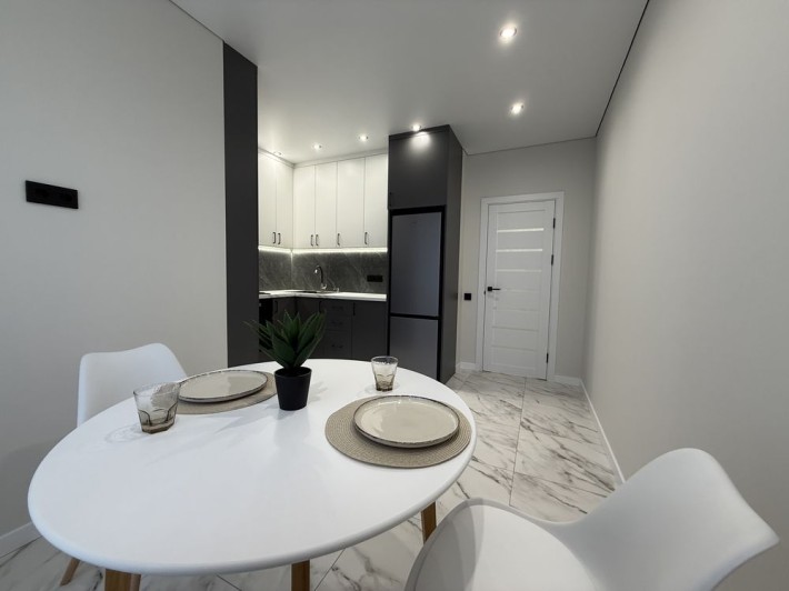 Квартира з шикарним ремонтом біля набережноі Ірпеня! - фото 1