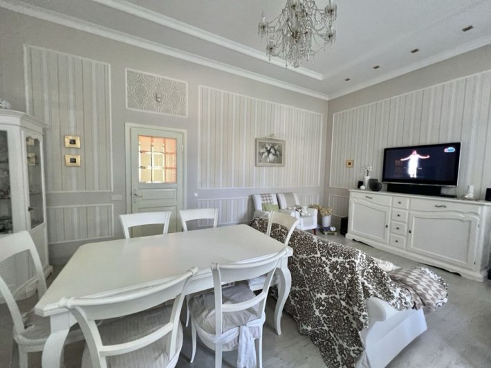 Продається вишукана 3 кімнатна квартира - фото 1