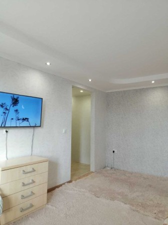 Продам  3 кімнатну квартиру, Кривий Ріг, Тернівський район - фото 1