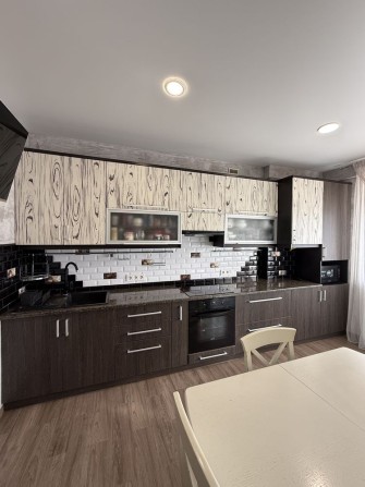 Продаж 2-кімнатної квартири 68м² вул. Лабунського - фото 1