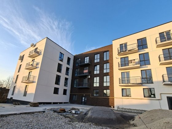 2х кім. квартира з окремим входом поруч автовокзалам входо Тернополь