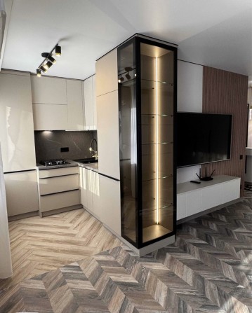 Продаж 2-кімнатна квартира на Подолі з ремонтом - фото 1