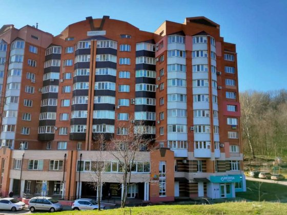 Продається 2-х кімнатна квартира на Подолі вул. Небесної Сотні, 74 Полтава