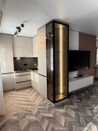 Поділ сучасний якісний ремонт все нове - фото 1