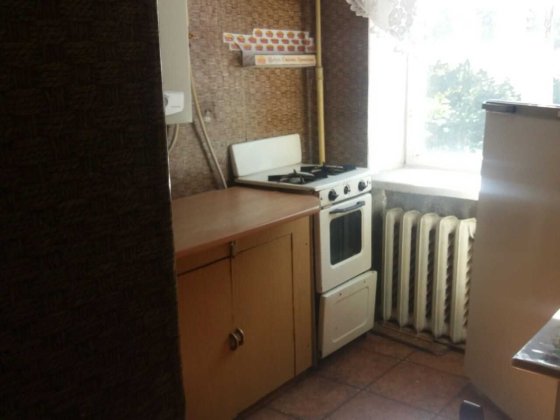 Продам 1-кімнатну  малосімейку  Вул. Відінська , район Орлан Ровно