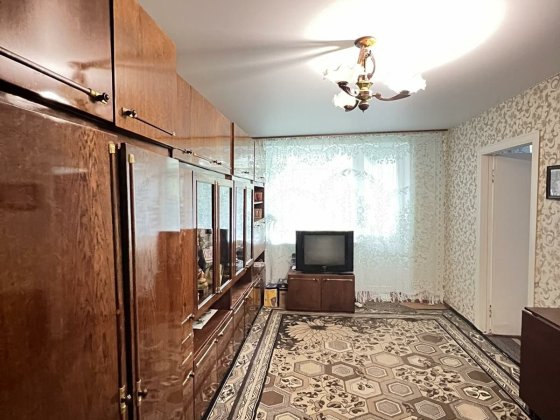 Продам 4к Р. Атаманюка Суми