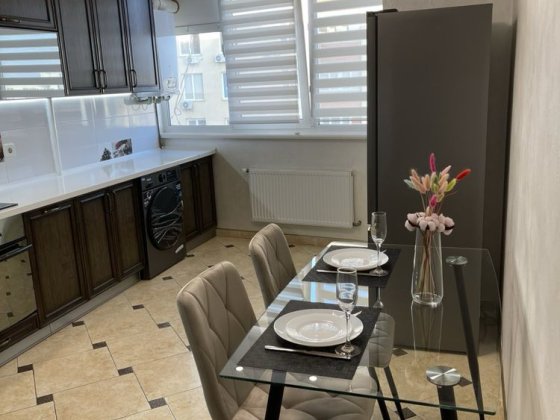 Продається 3км квартира, вул. Тролейбусна, Дружба Тернополь