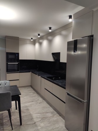 Новобудова Продаж 2 Кім. квартира  Автономне Газове опалення  ЄОселя - фото 1