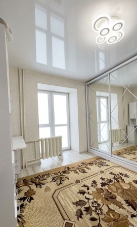 Продаж 1 кімнатної з РЕМОНТОМ, ЕНТУЗІАСТІВ-ІВАСЮКА, НЕ кутова, тепла! - фото 1