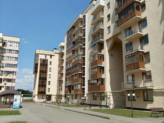 Квартира в новобудові з євроремонтом Черновцы