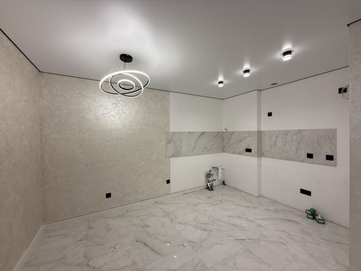 Продається 2-ох кімнатна квартира, вул.Київська - фото 1