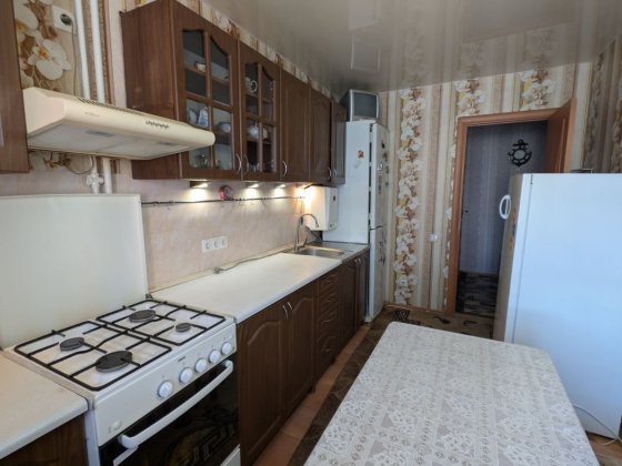 Продаю 3 кім квартиру в цегляному будинку по вул.Шухевича,4 Ровно