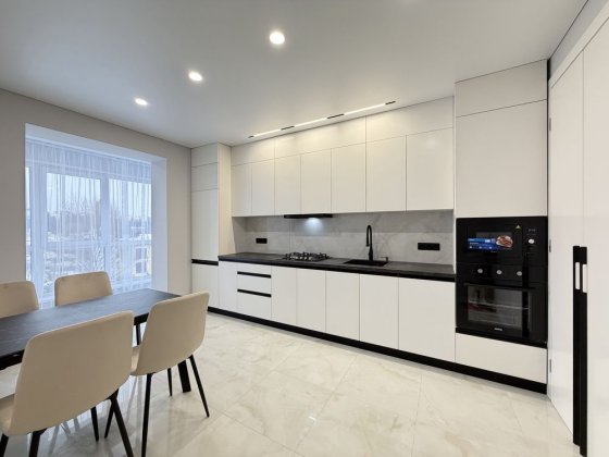 1-Кімнатна ЖК «Panorama de lux» вул. Різдвяна. Щасливе. Біля Озера! Ровно