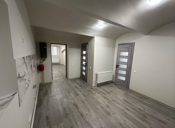 Продаж 1к кв. Євроремонт! Центр р-н Університету! - фото 1