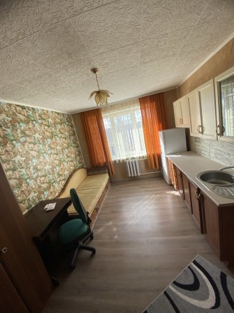 Браїлки. Продаж просторої кімнати в гуртожитку - фото 1