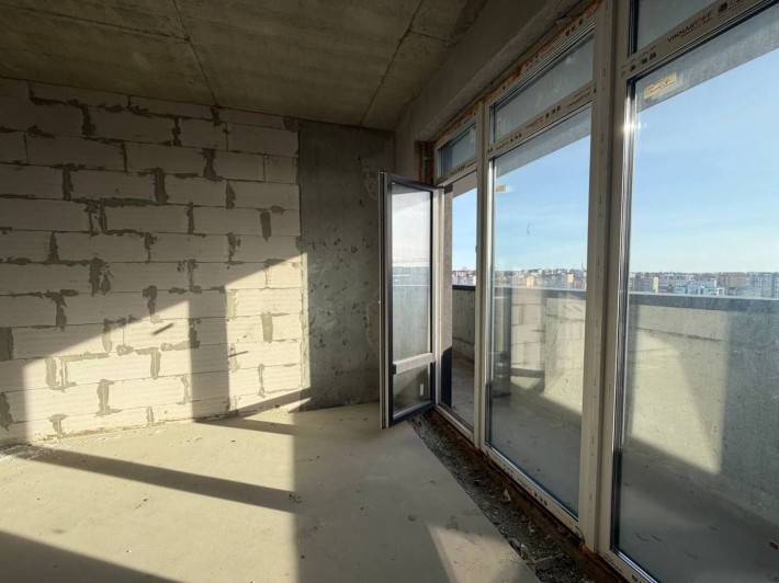 Простора 1-кімнатна квартира з панорамним видом на парк . - фото 1