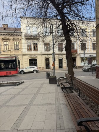 Продаж 2-х кімнатноі, центр - фото 1