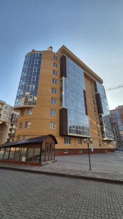 Трьохкімнатна квартира в ЖК Буковинський - фото 1