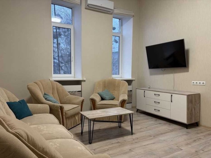 Продаж 2к Центр міста паркова зона ідеально під оренду євроремонт - фото 1