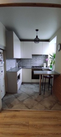 Продам 2к квартиру з ремонтом, цегла, р-н Зигіна - фото 1