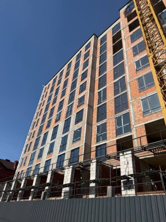 Продається 3-кімнатна квартира на Проспекті Степана Бандери, Східний - фото 1