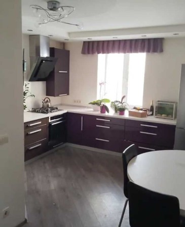 Продаж 2-кімнатної квартири по вул.Новомістенська біля парку Казка - фото 1