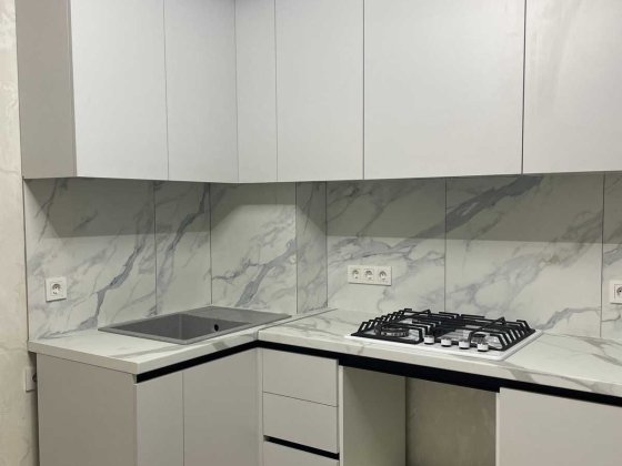 Продається 3-х кімнатна квартира в районі Браїлки Полтава