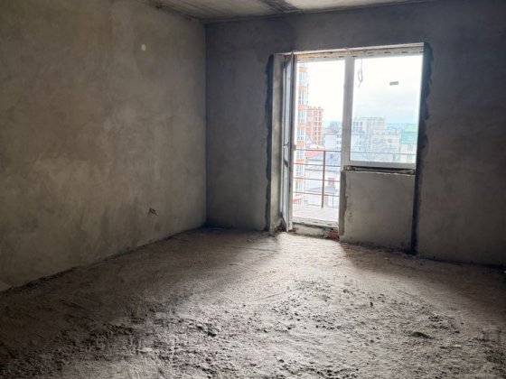 Продається трикімнатна квартира Чернівці