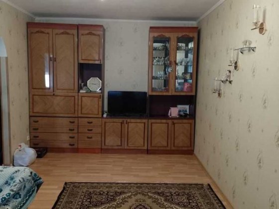 Продам 2-х кімнатну район ТРЦ Київ Полтава