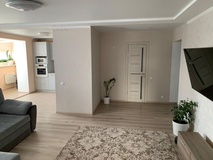 Є-Відновлення, Є-Оселя! Просп. Лушпи - фото 1