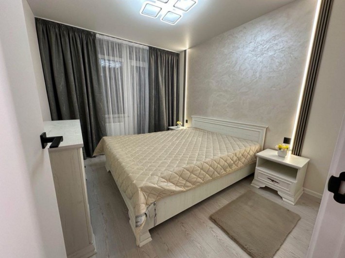 Продаж 2 кімнатної квартири з кухнею студією по вул. Смакули - фото 1