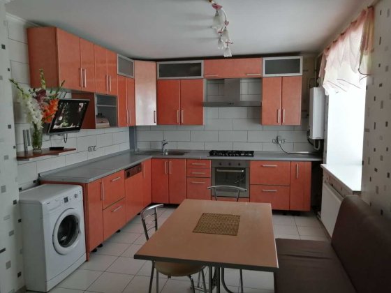 Продаж просторої 4-кімнатної квартири на вул. Харківська (р-н СКД) Суми