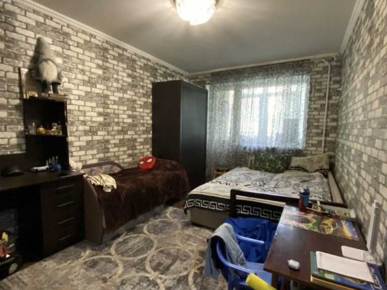 Однокімнатна квартира з ремонтом ! Полтава