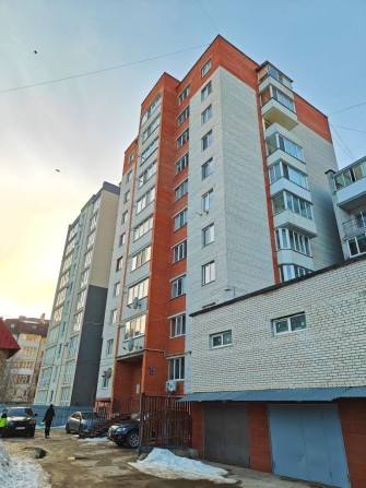 Продаж 1к. Район Дружба. Цокольний поверх! - фото 1