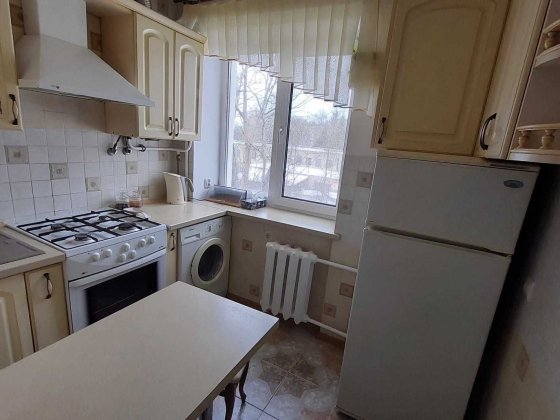 * Комфортна 4-кімнатна квартира в одному з найкращих районів міста Рівне