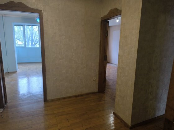 3- х кімнатна чешка на 3 поверсі Чернівці