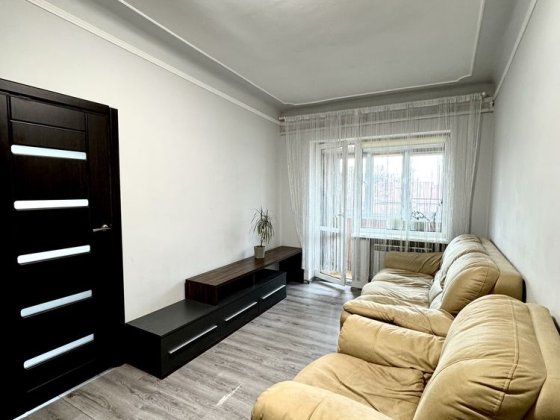 Продаж двокімнатної квартири на Проспекті Черновцы