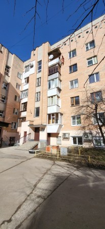 Продам 2ком Корпусный парк - фото 1