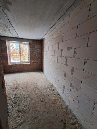 Продаж 2 кімнатної квартири 70 кв.м. - фото 1