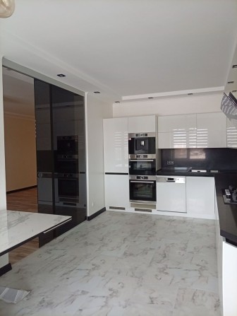 3 кім квартира в центрі - фото 1