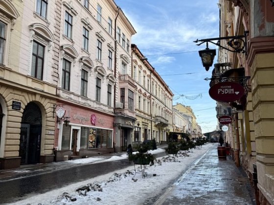 Продам квартиру під Комерцію на Кобилянській 88м2 Чернівці