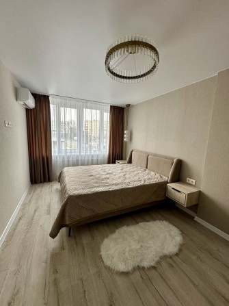 Продаж стильної квартири вул. Білогірська - фото 1