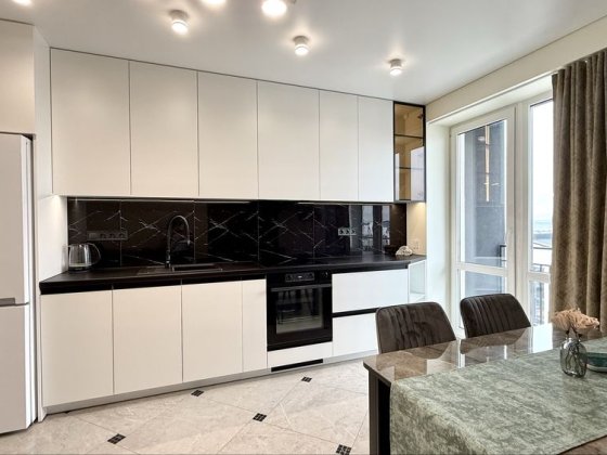 Продам 1- кімнатну квартиру район Щасливого Рівне