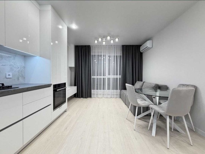 1-Кімнатна «На Щасливому» Нова! з Ремонтом! Укомплектована меблями! - фото 1