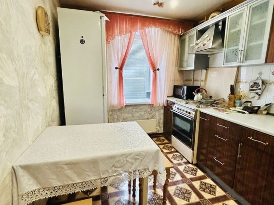 Продам однокімнатну квартиру в цегляному будинку. Суми