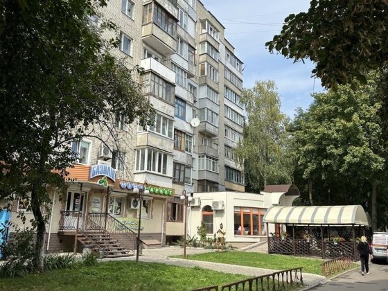 Продаж 3 кімнатної квартири Покровський Ровно
