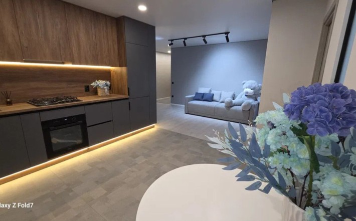 Продаж 2к квартири, 70 кв.м, вул. Сахарова - фото 1